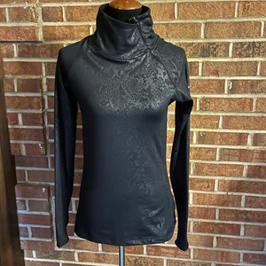 Nike Pro warm geprägtes Füchsin Oberteil Schlangenleder schwarz Größe M 1/4-Reißverschluss Langarm gebraucht, in einwandfreiem Zustand - Bild 1 von 18
