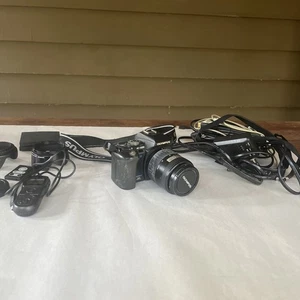 Olympus E-500 digitale 8,0-MP-Spiegelreflexkamera mit Objektiv 14–45 mm Zuiko viele Extras - Bild 1 von 15