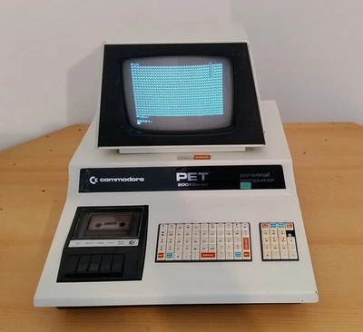 CBM Commodore Pet 2001, guter Zustand, Funktionstüchtig mit Defekten - Bild 1 von 4