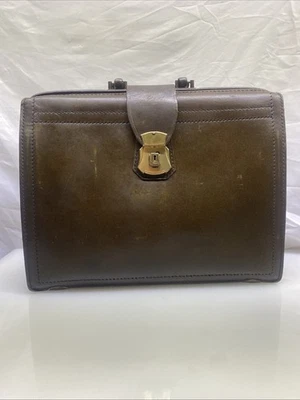 Maletín Cartera Mutual Split Cuero de Vaca Latón Cerradura Cresta Cerradura Compañía De Colección Foto 1 de 4