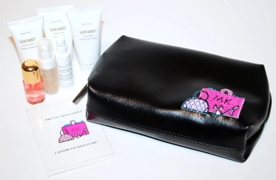 Bolso de Cosméticos MARY KAY Bolso sin asas Bolso de Viaje con Cremallera Negro Rosa Satinado Manos ¡Muestras! Foto 1 de 4