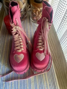 Club Exx Dolls Kill Boots Womens Size 7M Pink Hearts Platform Shoes NEW - Picture 1 of 15