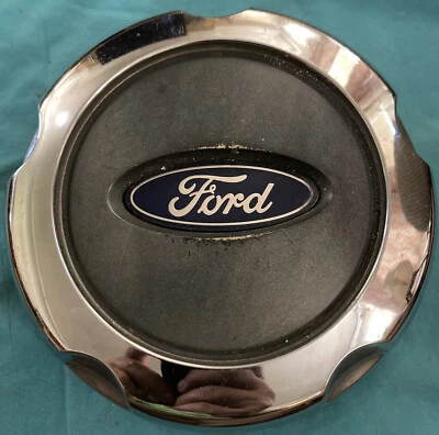 1) FORD EXPLORER WHEEL CENTER CAP HUBCAP COVER 2002 2003 2004 2005 IL24-1A096-BC - Image 1 of 4