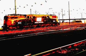 ORIGINAL KODACHROME SLIDE OF AMTRAK GG-1 #903 (ex-PRR #4900) NEW  HAVEN, CT 8/73 - Picture 1 of 1