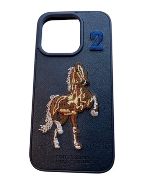 Funda Azul Santa Bárbara Polo I Teléfono 15 Pro Cuero Bordado 3D Foto 1 de 4