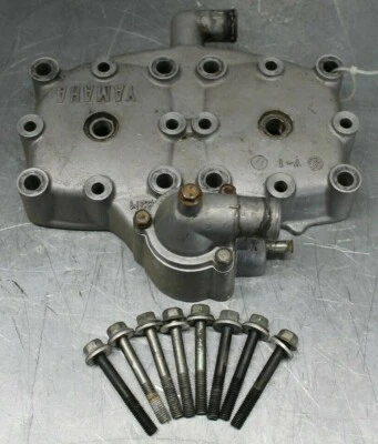 Bonita culata de moto de nieve Yamaha Exciter 1989-1990 OEM usada Foto 1 de 4