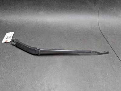 Braço limpador de para-brisa dianteiro esquerdo 2015 Lexus RC350 85221-24170 2016 2017-2020 2021 - Imagem 1 de 4