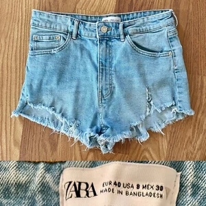 ZARA Lavado Ligero Algodón Cultivado Ecológicamente Estilo Corte Denim PANTALONES CORTOS Talla 8 - Imagen 1 de 8