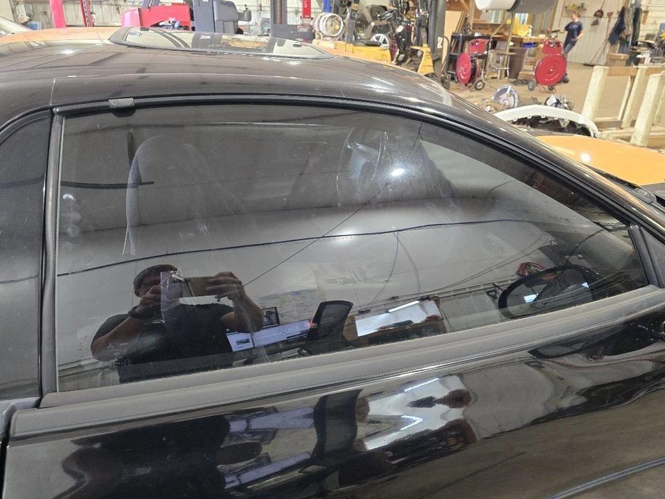 Passenger Right Front Door Glass Fits 91-99 3000GT 646006 - Image 1 of 4