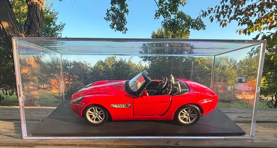 Maisto BMW Z8 rojo convertible 1:24 diecast Foto 1 de 4