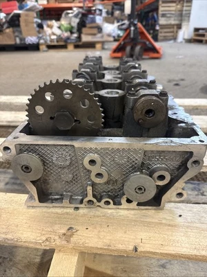 Cabeça de cilindro esquerda para 00-02 Cadillac Seville 4.6 12555402 - Imagem 1 de 4