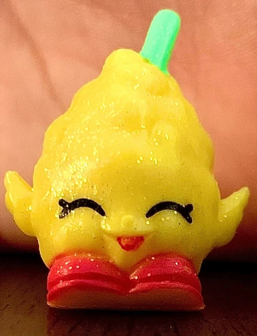 Shopkins Season 1 Figures, Candi Cotton, Ultra Rare, Used - Excellent Condition Cover
