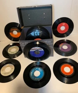 Vintage Lot of over 35 records (45s) included with case - Picture 1 of 3