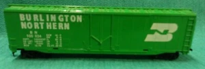 TYCO BURLINGTON NORTHERN BOX CAR BN 100 024 HO SCALE - Picture 1 of 6