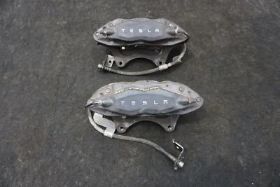 Set 2 Front Left & Right Brembo Brake Caliper 1042639-00-E Tesla Model S 2016-20 - Image 1 of 4
