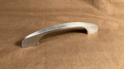 Винтажный современный матовый хромированный выдвижной ящик 50-х 60-х годов с дверной ручкой - Изображение 1 из 4