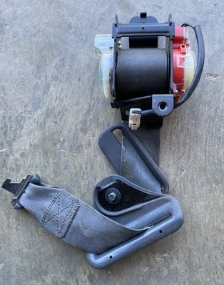 92-94 1993 MITSUBISHI MIRAGE SEDÁN PASAJERO CINTURÓN DE SEGURIDAD DELANTERO RETRACTOR GRIS Foto 1 de 4