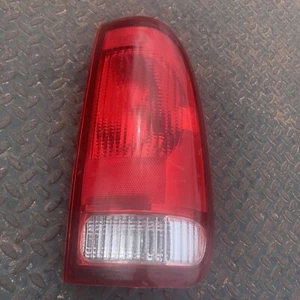 Passenger Tail Light Rectangular | Fits 1999-2007 Ford F250 F350 F450 - Picture 1 of 2
