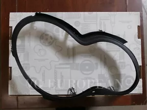 Mercedes-Benz W203 C-Class Genuine Right Headlight Seal Ring Bezel C230 C240 C32 - Bild 1 von 3