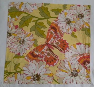 Bonito Par Cerámica Granero Grande Mariposa Floral ~ Euro Shams Amarillo Naranja Verde Foto 1 de 4
