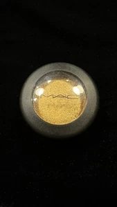 MAC If It Ain’t Baroque Frost Ombretto  - Foto 1 di 4