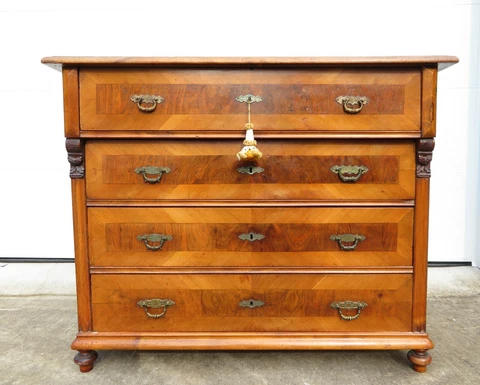 ANTIQUE 19th Century BIEDERMEIER 4 DRAWER WALNUT CHEST German Austrian DRESSER Cover