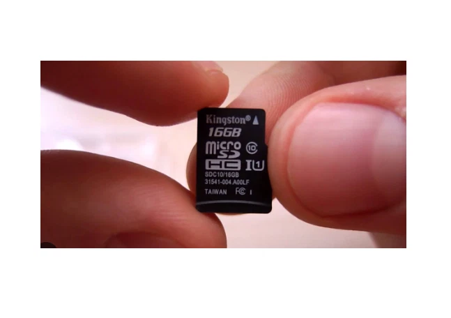 8-Pack Kingston SDC10G2/16GB Memory card Class 10 UHS-I Flash 45MB/s + Adapter - Image 1 of 1