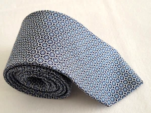 CORBATA DE DISEÑADOR BROOKS BROTHERS HECHA EN EE. UU. Flor Azul/Geométrica 100% Seda - Imagen 1 de 12