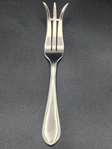 Frank M Whiting Sterling Silver Olive/Lemon Fork - Picture 1 of 5