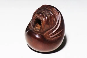 Netsuke Inro Sagemono Era Edo Japonés Antiguo Madera Tallada Bostezo Daruma - Imagen 1 de 5
