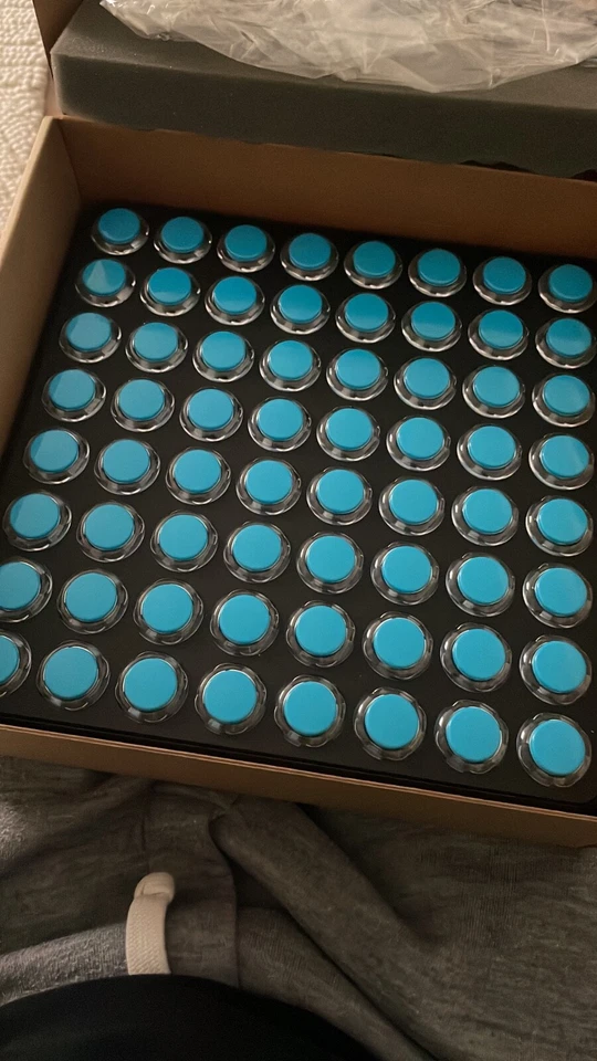 Controlador MidiFighter 64 USB Midi, botones arcade azules Foto 1 de 1