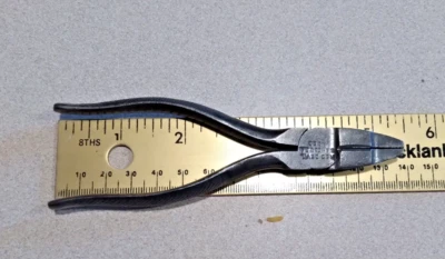 Vintage S & H RED DEVIL Linesman Pliers No 50 RARE 5" Size plus RD glass cutter - Image 1 of 4