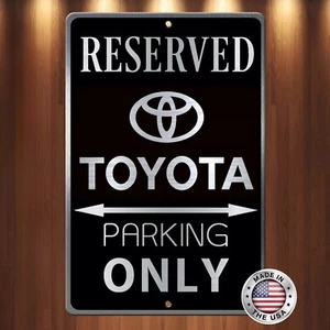 Toyota negro sobre aluminio cepillado grabado solo letrero de estacionamiento 8" x 12" ¡MIRA! - Imagen 1 de 5