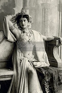 MATA HARI CONVICTED GERMAN SPY EXOTIC DANCER EXECUTED BY FRANCE WW1 4X6 POSTCARD - Picture 1 of 5