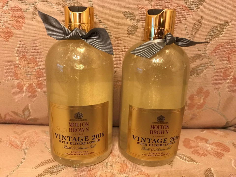 Gel de baño y ducha Molton Brown 2 x 300 ml vintage 2016 con flores de saúco NUEVO - Imagen 1 de 1