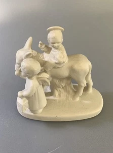 Navidad Goebel Hummel HX334 Ángel con Niño Jesús en Burro 3.5" Bisque De Colección - Imagen 1 de 6