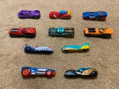Hot Wheels Split Speeders Lot Rare Alien Mattel Cars Free Ship - Image 1 of 4