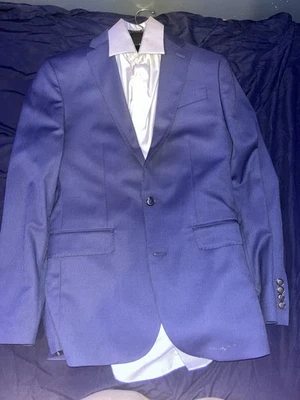 3 piece navy blue suit set 34 blazer 32/33 shirt 32w 34L pants worn once - Image 1 of 4