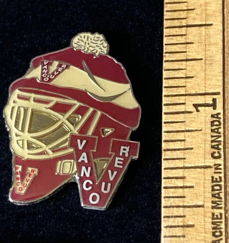 NHL Hockey Heritage Classic Vancouver Canucks Helmet 2014 Lapel Pin Cover