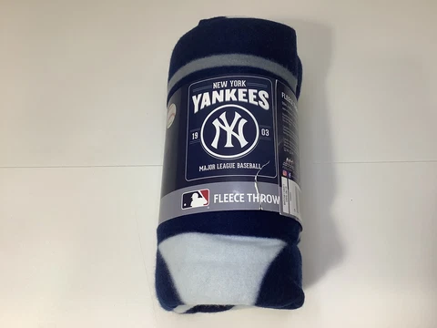Brand New MLB New York Yankees Large Soft Fleece Throw Blanket 50" X 60" Cover