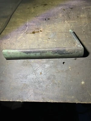 Ford Zodiac MK3 1962-1966 - Salpicadero borde inferior derecho Foto 1 de 2