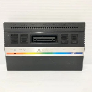 Consola Atari 2600 Jr SOLO - Sin cables / controlador - Probada y funcionando - Imagen 1 de 6
