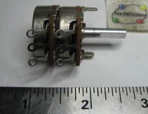 Potentiometer Dual-Gang 1376920 63-8251 - NOS Stck 1 - Bild 1 von 6