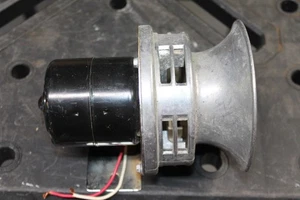 Vintage Siren Accessory auto 12 volt part used - Picture 1 of 17