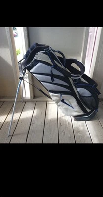 NIKE Stand Golf Bag 6 Way Top Dual Strap w/ Revolving Strap System - Image 1 of 4