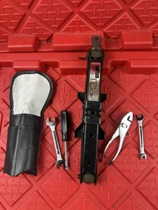 OEM Lexus RX450h RX350 Jack Tools Lug Wrench Kit 2010 2011 2012 2013 2014 2015 - Picture 1 of 2