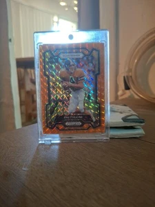 2024 Panini Prizm Football Brett Farve Orange Finite Parallel 32/39 HOF S. Miss - Picture 1 of 2