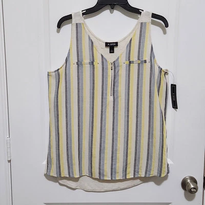 A. Byer Junior's L Sleeveless Yellow Striped Quarter Zip V-neck Top Coastal Boho - Image 1 of 4