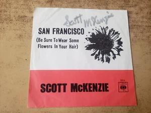 RARE NORWAY AUTOGRAPHED 1960s EXCELLENT Scott McKenzie San Francisco SLEEVE 45 - Picture 1 of 3