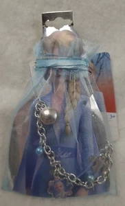 Disney Frozen II Girls Charm Bracelet with blue bag. Brand new - Picture 1 of 3